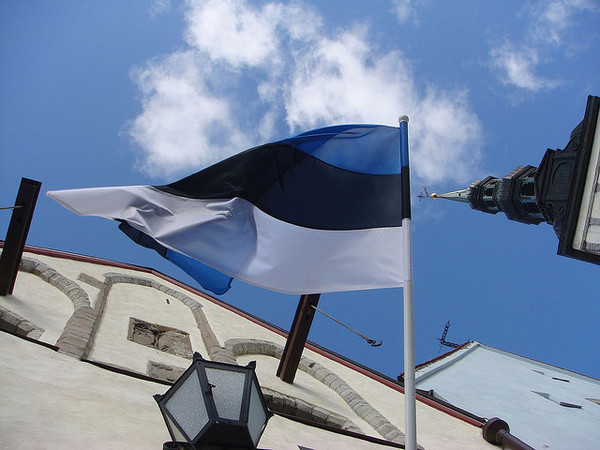 Правящая партия Эстонии победила на парламентских выборах