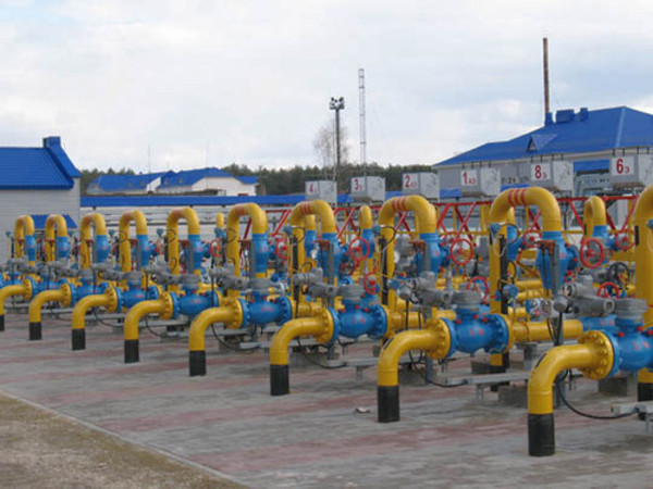 В украинских хранилищах уже меньше 8 млрд кубов газа