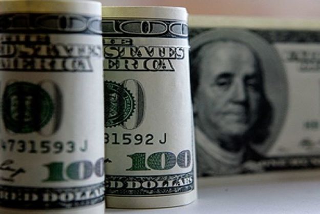 Курс доллара на межбанке сегодня будет зависеть от действий НБУ