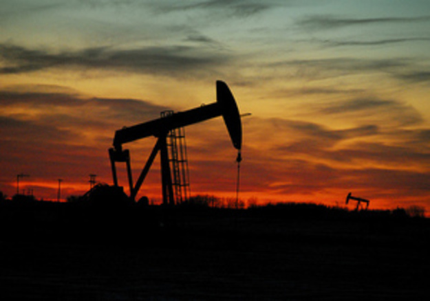 Цена на нефть показывает боковую динамику