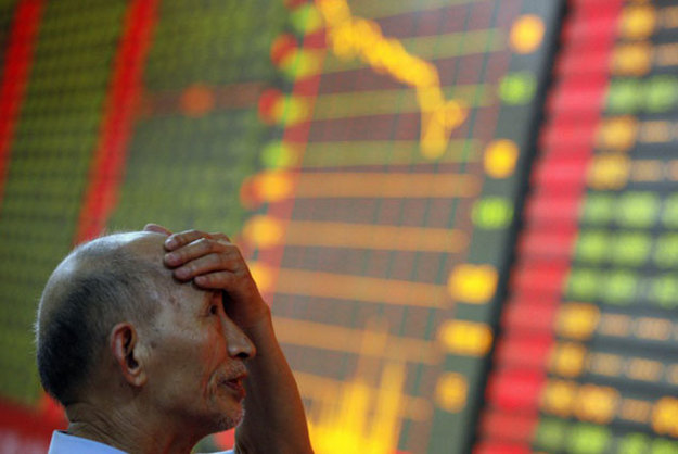 Фондовый рынок Китая продолжает рекордное падение