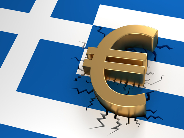 Греция не успела рассчитаться с МВФ