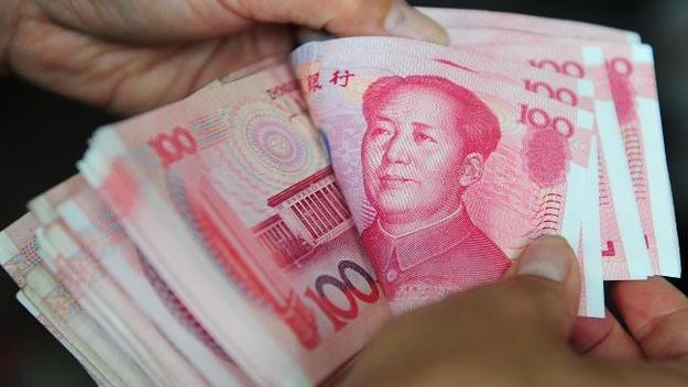 Китай провел самую большую за 20 лет девальвацию юаня