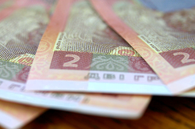 В Украине выросла задолженность по зарплате