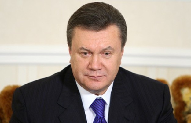 Януковича ждут в Генпрокуратуре