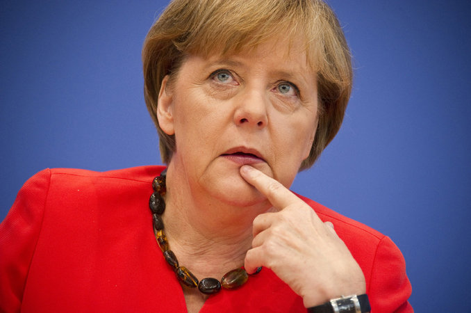 Меркель не видит угрозы относительно транзита российского газа через Украину