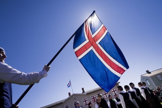 Исландия упростила оформление виз для Украины