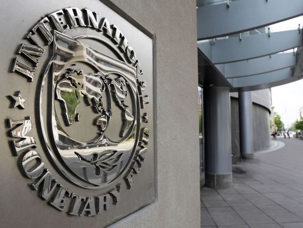 МВФ ухудшил прогноз снижения ВВП Украины