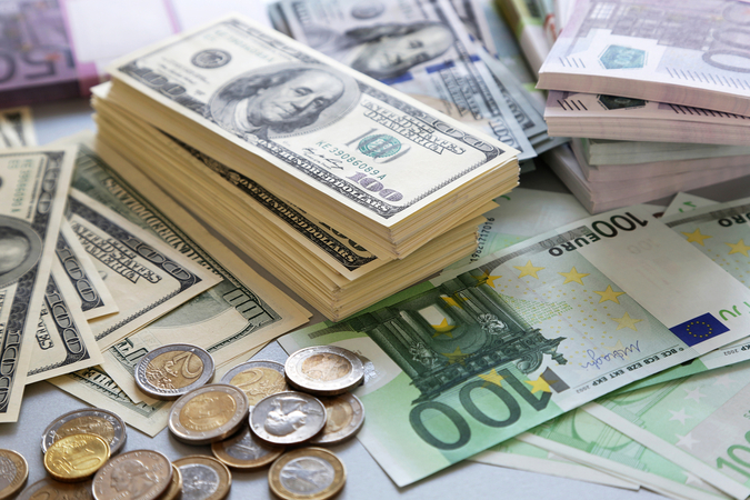 НБУ отобрал валютную лицензию у «Пиоглобал Капитал»
