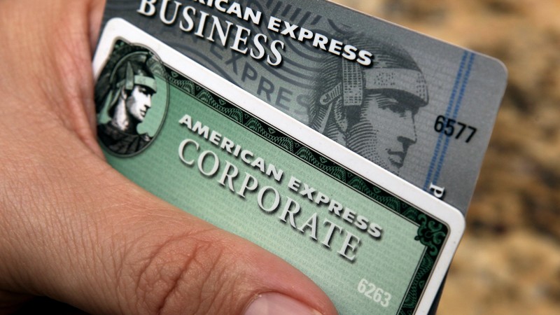 American Express сократит расходы на $1 млрд