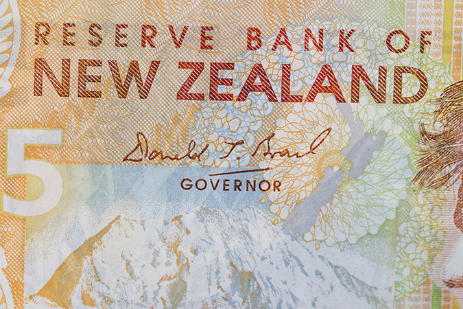 ЦБ Новой Зеландии пятый раз подряд снижает процентную ставку