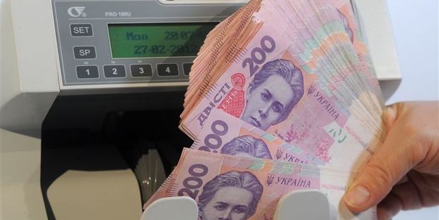 Счета в банке есть у половины украинцев