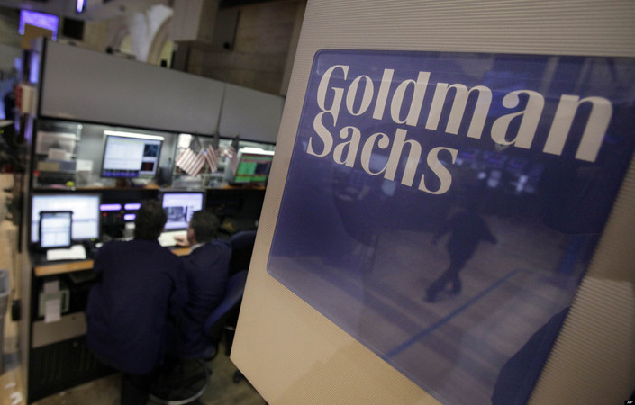 Прибыль Goldman Sachs обвалилась на 60%
