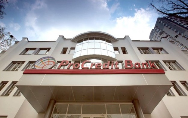 ПроКредит Банк откажется от кэша