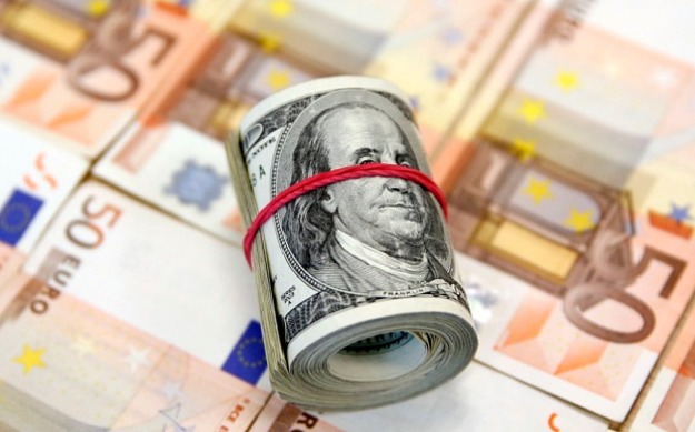 Евро теряет позиции в глобальной денежной системе