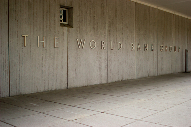 Всемирный банк снова ухудшил прогноз роста глобальной экономики