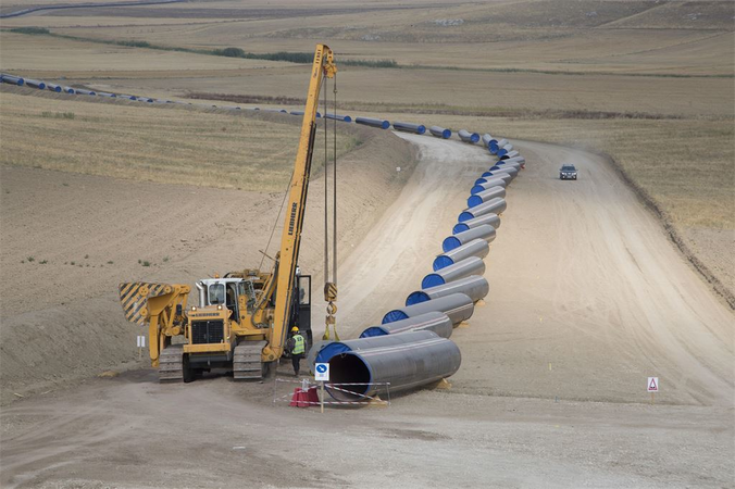 Азербайджан продаст еврооблигации на $1 млрд для постройки газопровода