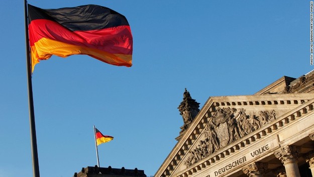 Доходность немецких гособлигаций впервые упала ниже нуля