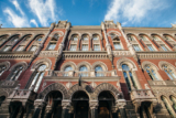 НБУ снова смягчил валютные ограничения