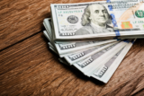 Доллар уступил копейку